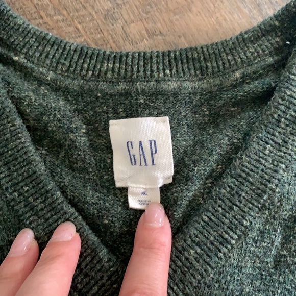 EUC Men’s Gap Sweater, XL - Picture 2 of 4